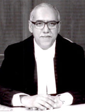 To apply limitation of 16 years for reopening assessment, then in the notice or at least in the reasons in support of the notice, the assessee should be put to notice that the revenue invokes second proviso of Sec 147; SC.