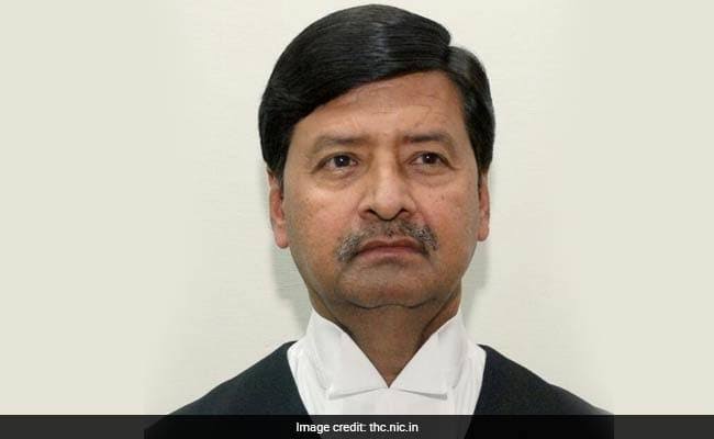 Labour and Industrial lawyer: The competant authority under Minimum Wages Act 1948, cannot decide the issues, which are beyond the mandate of the Act; SC.