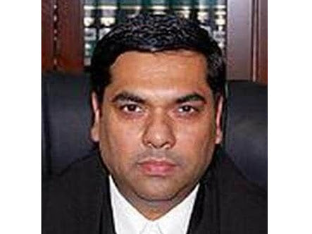 Service Lawyer: Second dismissal order passed against the employee is illegal; SC.